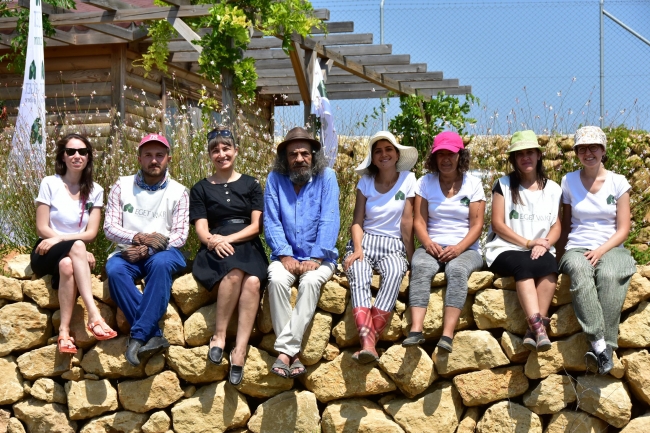 Muğla'da dar gelirli öğrencilerin eğitimi için trüf mantarı yetiştiriliyor